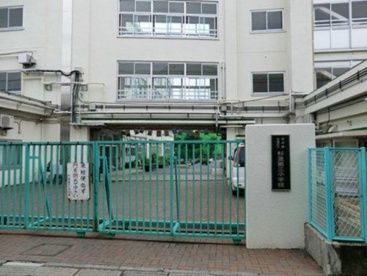 杉並区立杉並第三小学校の画像1