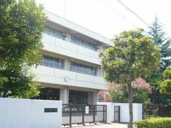 浦安市立見明川小学校の画像