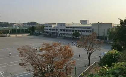 横浜市立秋葉小学校の画像1