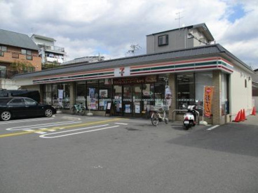 セブンイレブン 京都山ノ内赤山町店の画像1