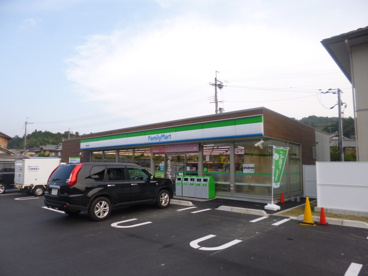 ファミリーマート栗東御園の画像1