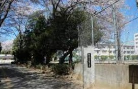 熊谷市立吉岡中学校の画像1