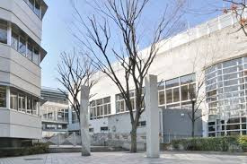 新宿区立落合中学校の画像1