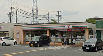 セブンイレブン 大阪狭山草沢店の画像1