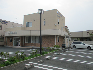 入野メディカルモール内です。 山中皮ふ科の画像1