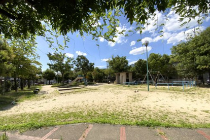 大受新開児童公園の画像3