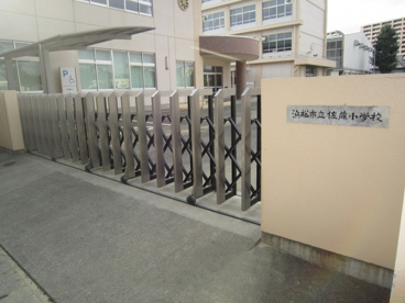 丸塚中学校区! 浜松市立佐藤小学校の画像3