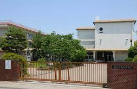 鴻巣市立鴻巣北中学校の画像1