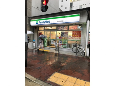 ファミリーマート 烏丸仏光寺店の画像1