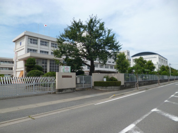 伊勢崎高の画像1