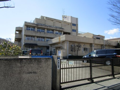横浜市立茅ケ崎小学校