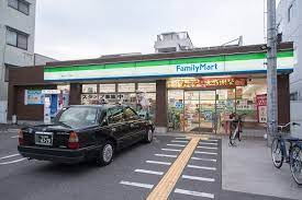 ファミリーマート 東田辺三丁目店の画像1