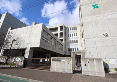 新湊小学校の画像1