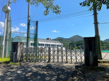 秦野市立東中学校