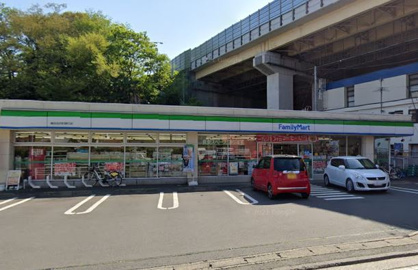ファミリーマート 横浜羽沢町綿打店の画像1
