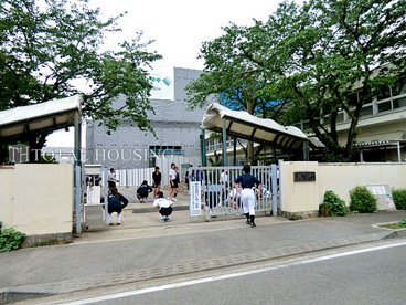 狛江市立狛江第二中学校の画像1