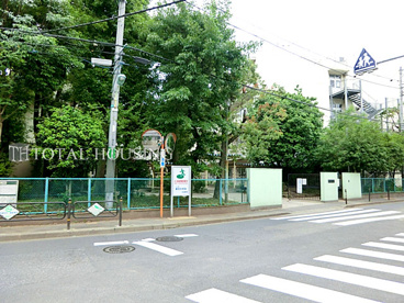 調布市立第四中学校の画像1