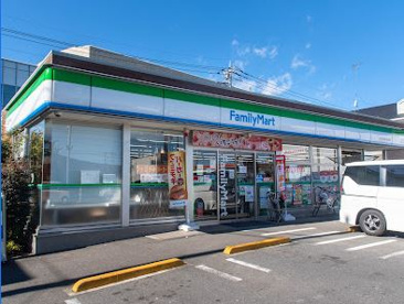 ファミリーマート あきる野滝山街道店の画像1