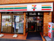 セブンイレブン 明大前すずらん通り店の画像