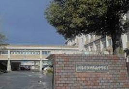 鴻巣市立鴻巣南小学校の画像1