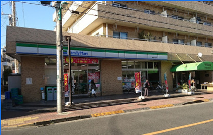 ファミリーマート 練馬氷川台店の画像1