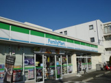 ファミリーマート 春日町一丁目店