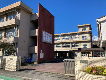 小田原市立鴨宮中学校の画像1