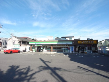 ファミリーマート 荒畑駅前店の画像1
