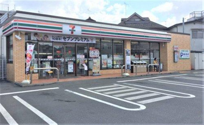 セブンイレブン 狛江水道道路店の画像1