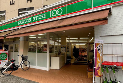 ローソンストア100 LS東淀川淡路店の画像1