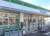 ファミリーマート熊谷万平店