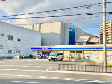 ローソン 高槻別所中の町店の画像1