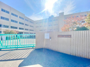 高槻市立冠中学校の画像1