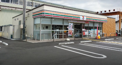 セブンイレブン 倉吉生田店の画像1