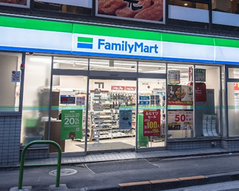 ファミリーマート 神谷町店の画像1
