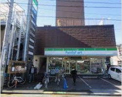 ファミリーマート 中神駅前店の画像1