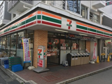 セブンイレブン 世田谷用賀4丁目店の画像1