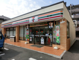 セブンイレブン 横浜中里店