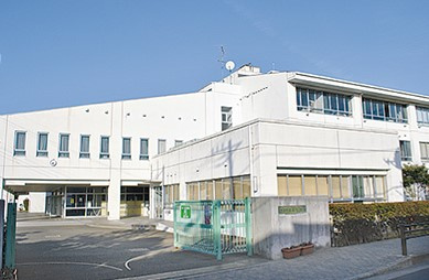 大磯町立国府小学校の画像1