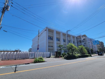 藤沢市立鵠南小学校の画像1