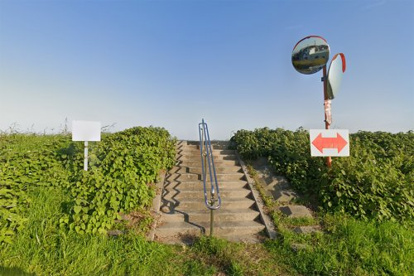 桂川 堤防（伏見区羽束師鴨川町付近）の画像1