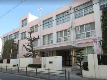 宝栄小学校の画像1