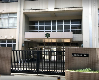 本庄中学校の画像1