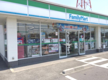 ファミリーマート肥塚南店の画像1