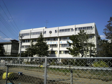 習志野市立第一中学校の画像1