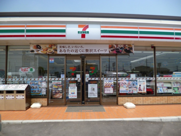 セブンイレブン高崎上小鳥店の画像1