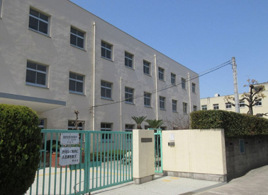 巽中学校の画像1