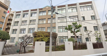 昭和中学校の画像1