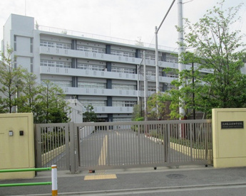 大田区立羽田中学校の画像1