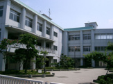 松虫中学校